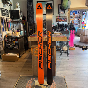 2027 FISCHER RANGER 108 (185CM ) + ATTACK 11 GW DEMO BINDINGS